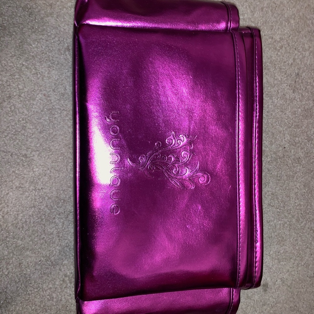 Younique presenter bag.